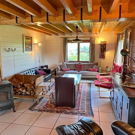 Amandi Holiday home Hotton